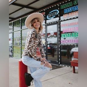 Thermal Leopard Top in Medium